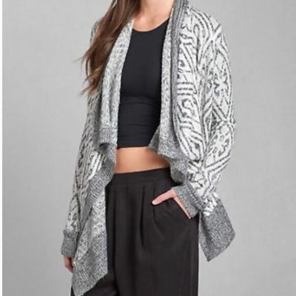 Abercrombie and Fitch Addison Blanket Sweater Gray Wool Blend Cardigan Women's S - Picture 1 of 8